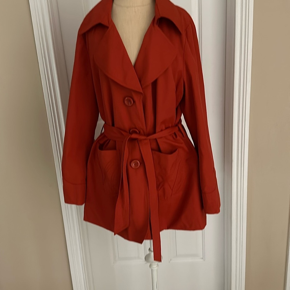 Women’s lined burnt orange trench coat
